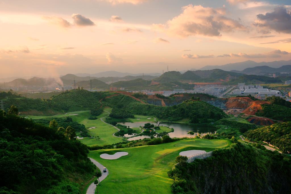 Phoenix Hill Hotel Dongguan - Golf Course Shop Εξωτερικό φωτογραφία